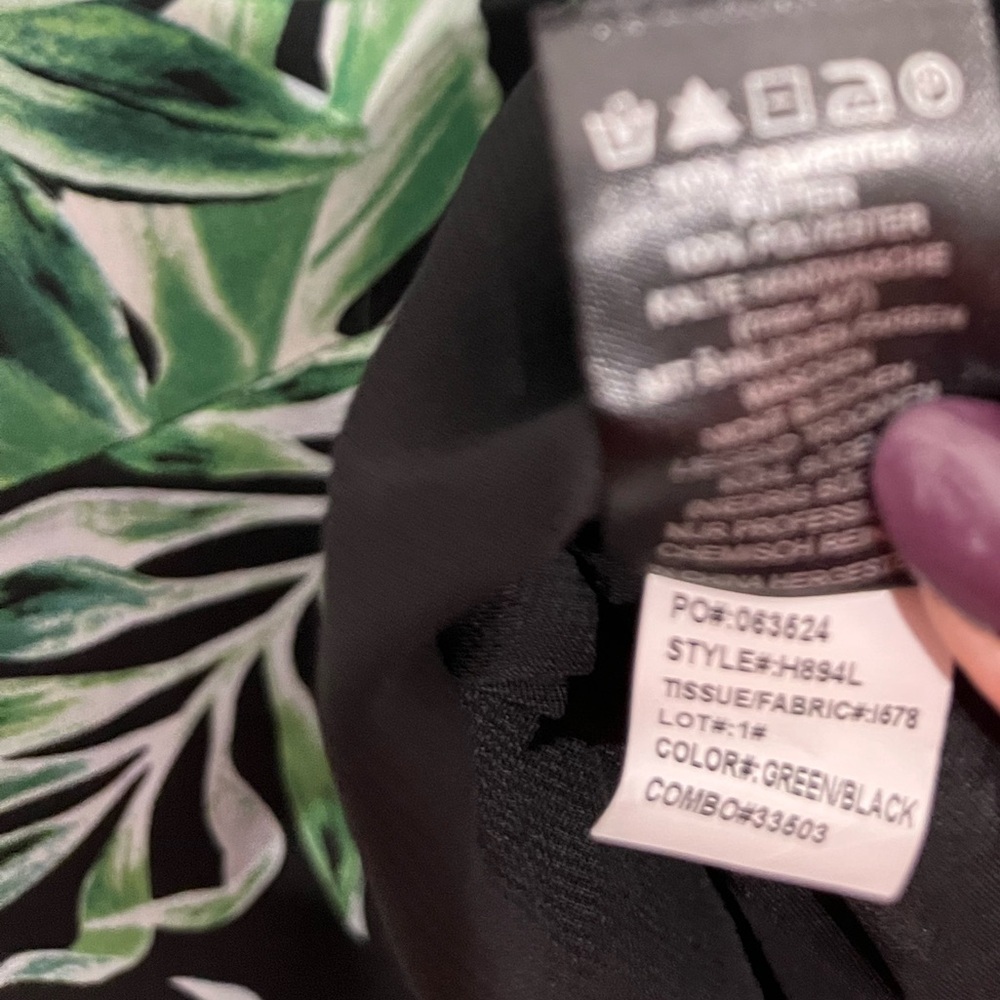 Belle Vere Tropical Leaf Halter Dress Green Black Size 4 Resort Summer - Picture 7 of 14